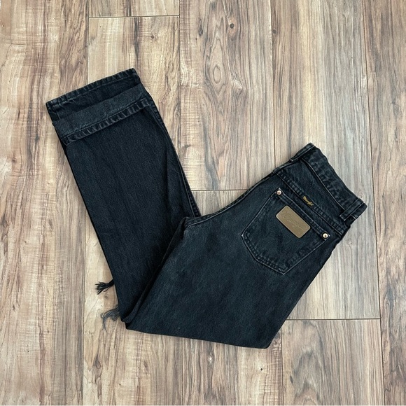 Revamped Wrangler Women's Distressed High Rise Ankle Jeans Tag: 16R • S: 26x31 - Picture 1 of 8